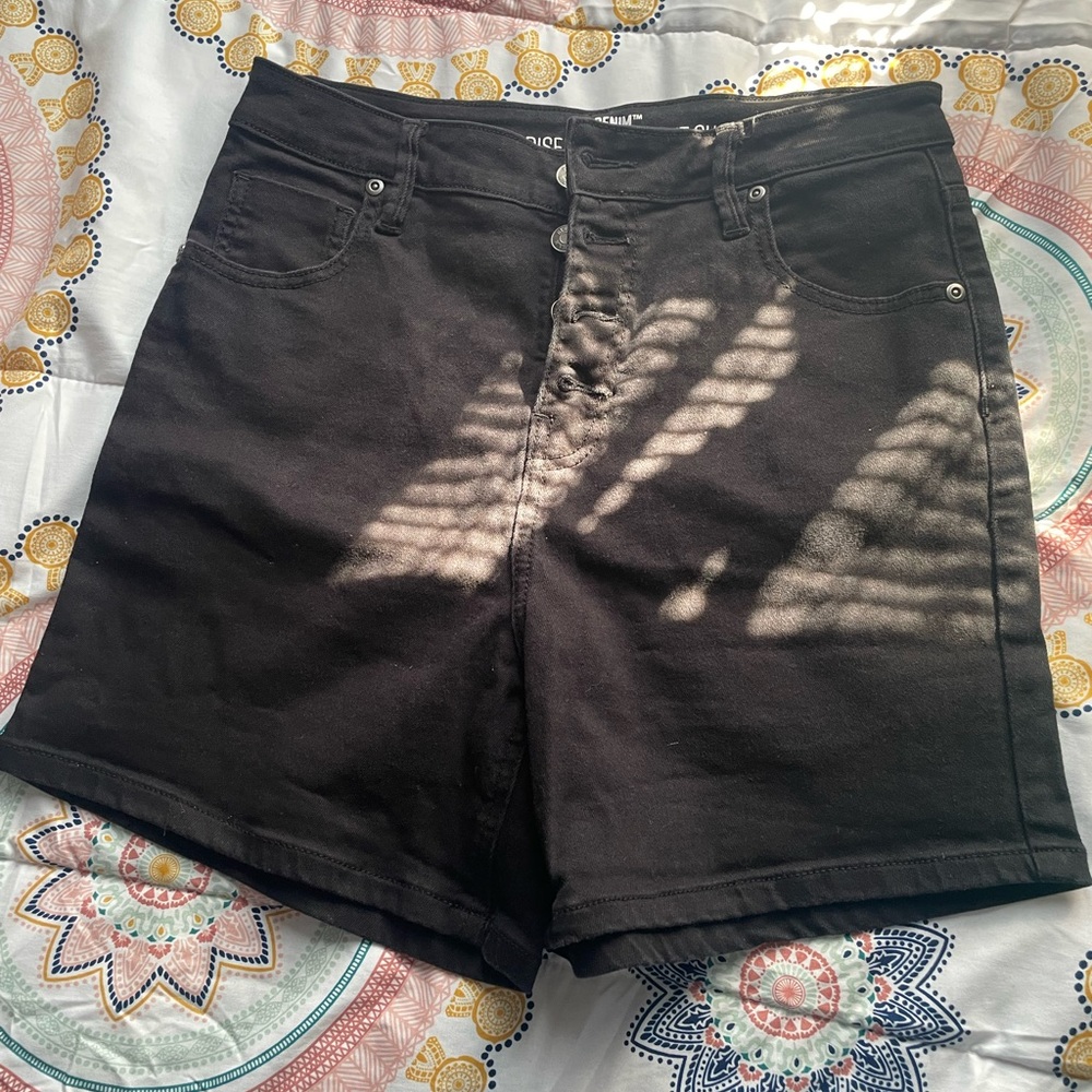 Black high waisted shorts